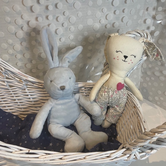 Vintage Wicker Doll Carriage with 🐰Bunny Bundle - Picture 2 of 13